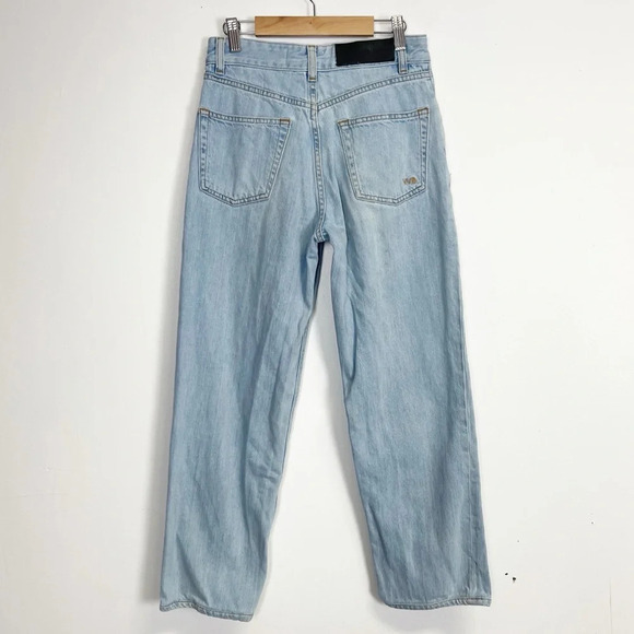 Victoria Beckham Jeans Womens Size 25 Light Wash Denim Straight Button Fly - Picture 2 of 15